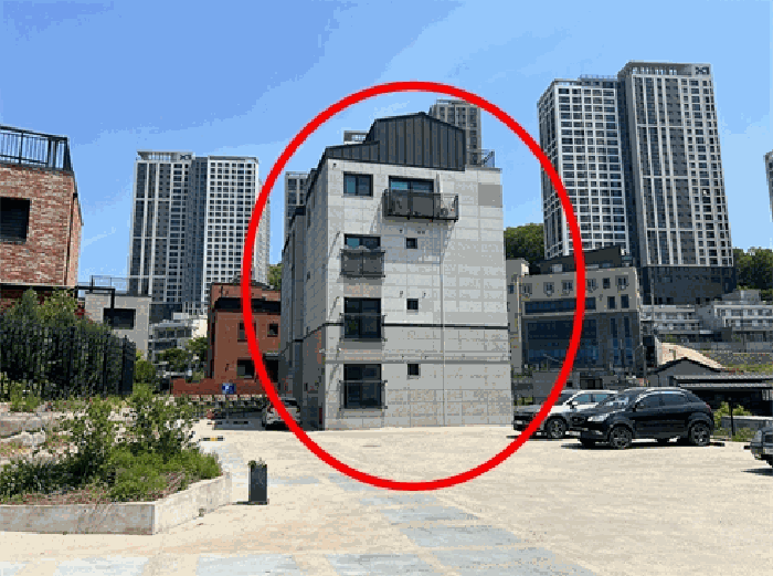 나동 남서측에서 촬영