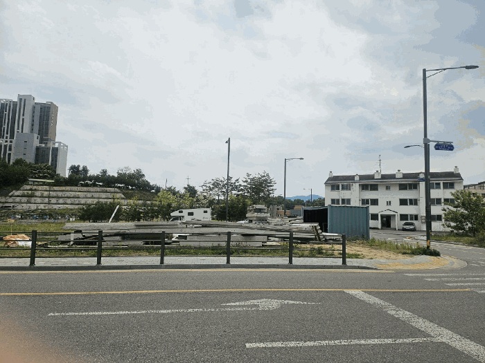 북측에서 촬영