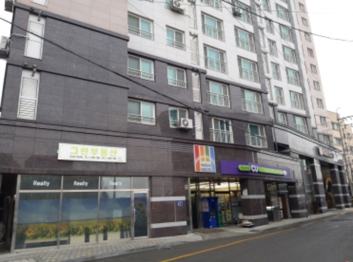 * 본건 목적물 소재 건물 전경