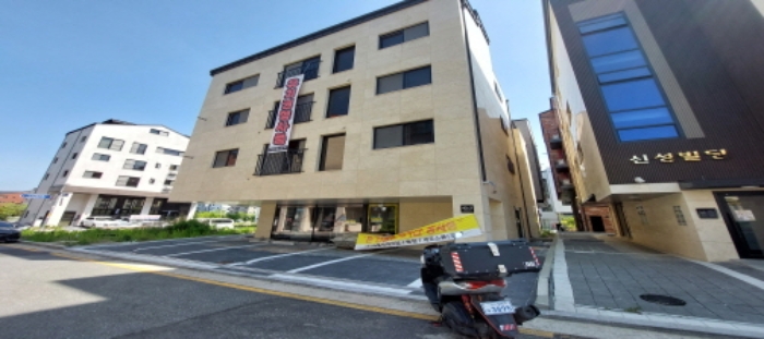 본건 토지,건물 일부 전경