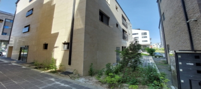 본건 토지,건물 일부 전경