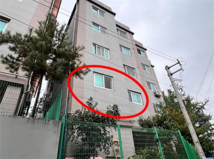 <본건 남서측에서 촬영>