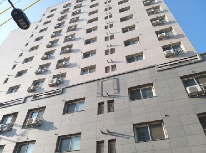 * 본건 목적물 소재 건물 전경