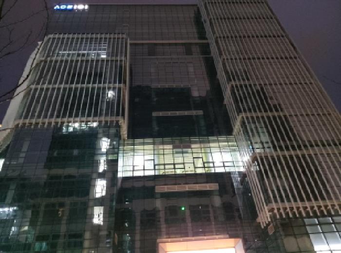 * 본건 목적물 소재 건물 전경