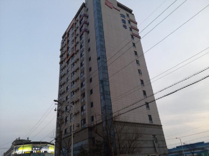 * 본건 목적물 소재 건물 전경