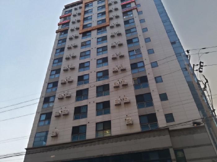 * 본건 목적물 소재 건물 전경