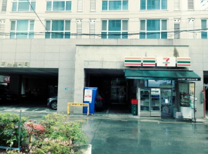 * 공동출입구 전경