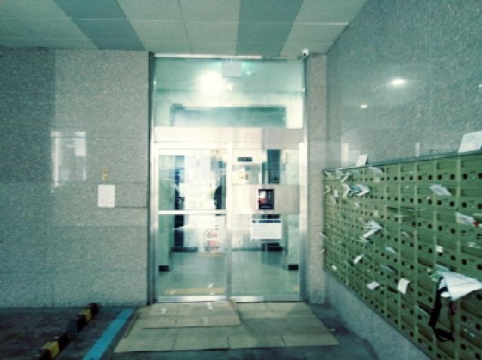 * 공동출입구 전경
