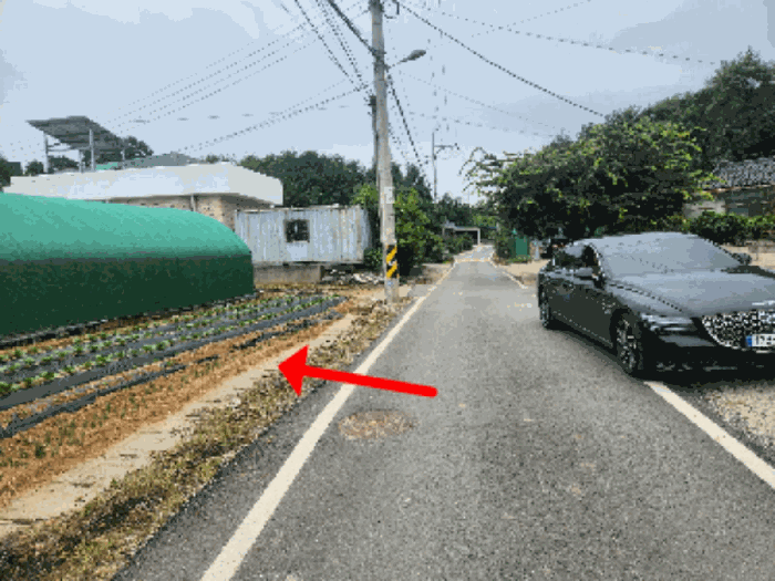 접면도로 (북측에서 촬영)