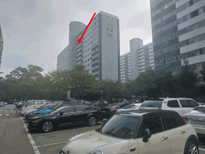 본건 - 남서측 전경