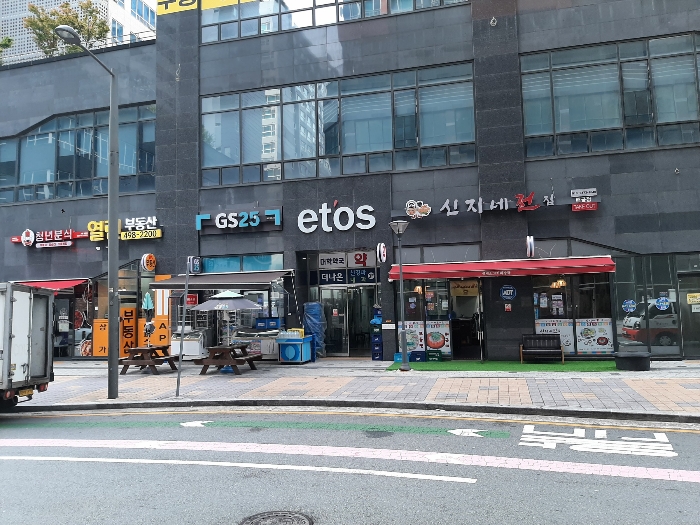 1층 출입구