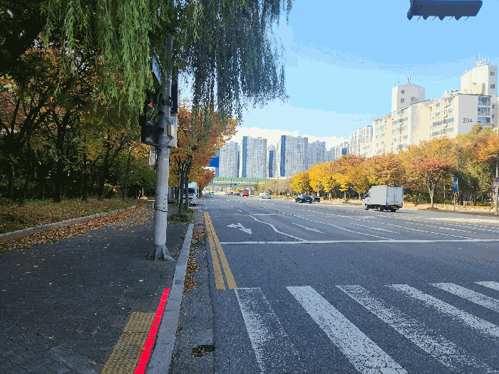 북동측 접면도로