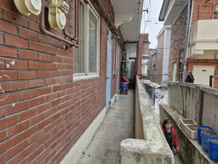 2층 오른쪽