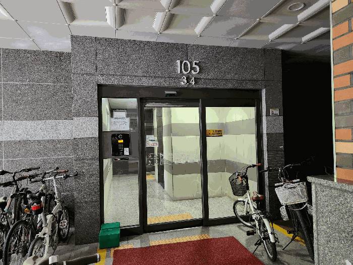 1층 출입구