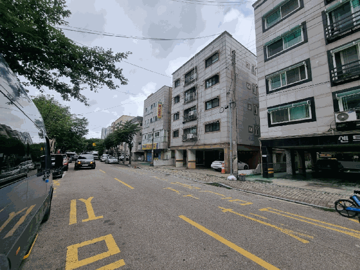 본건 접면도로 전경