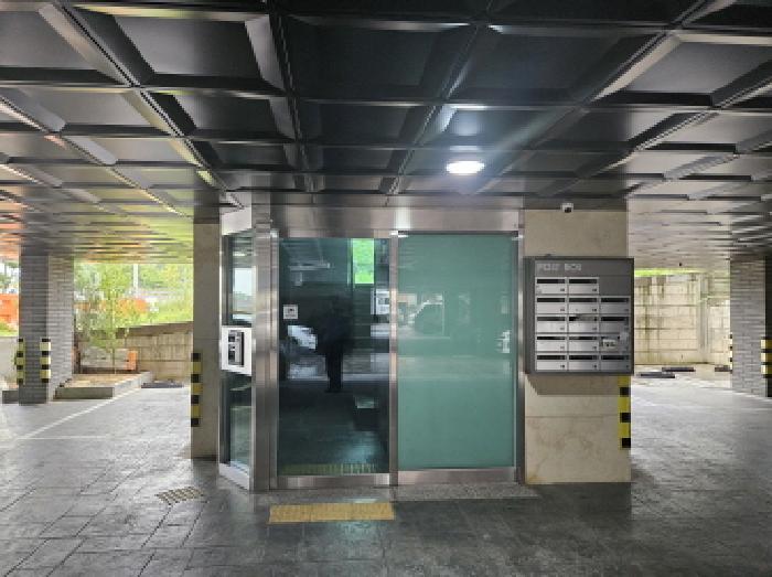 공동 출입구