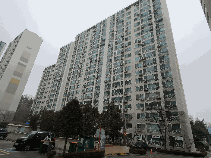 본건 전경 - 남동측 촬영