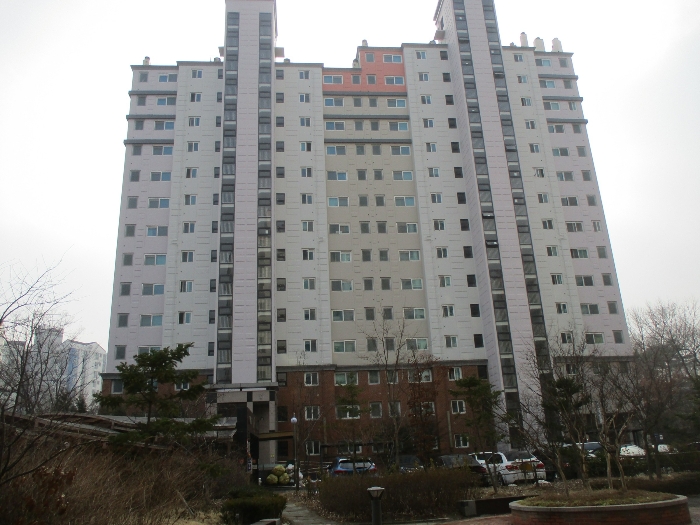 2021타경100305