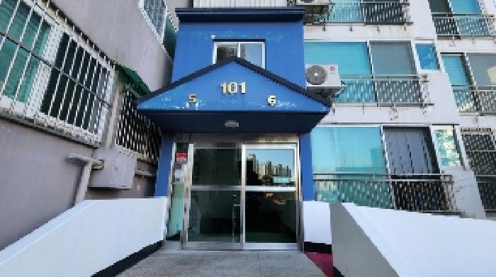 공동 출입구