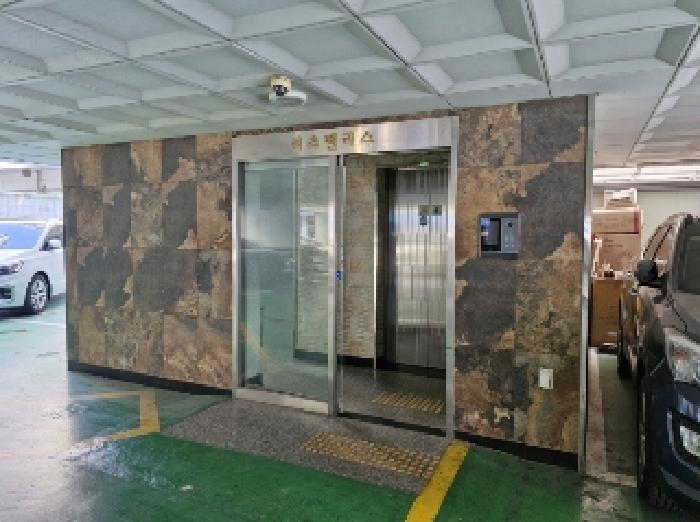 공동출입구(현관)