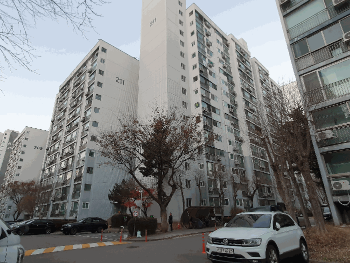 본건 전경 - 남측 촬영
