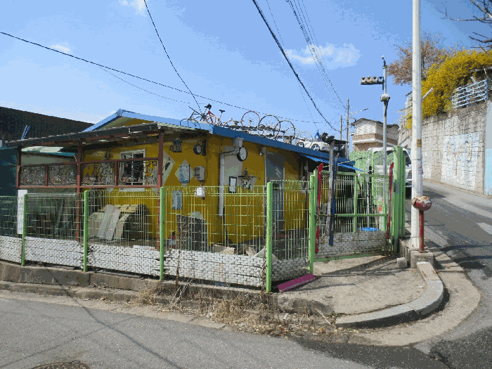 기호 3 토지상의 제시외 건물