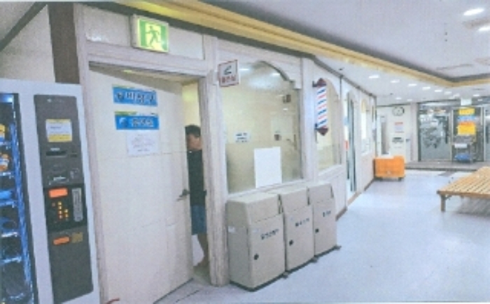 기호4번 남탕 실내 전경도