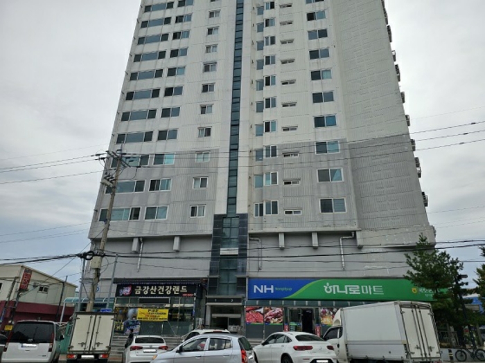 본건 건물 전경