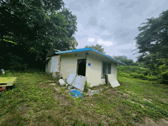 제시외 ㉠ 창고