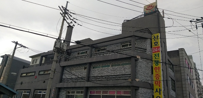 옥탑소재 기계실, 물탱크실, 제시외물건㉤