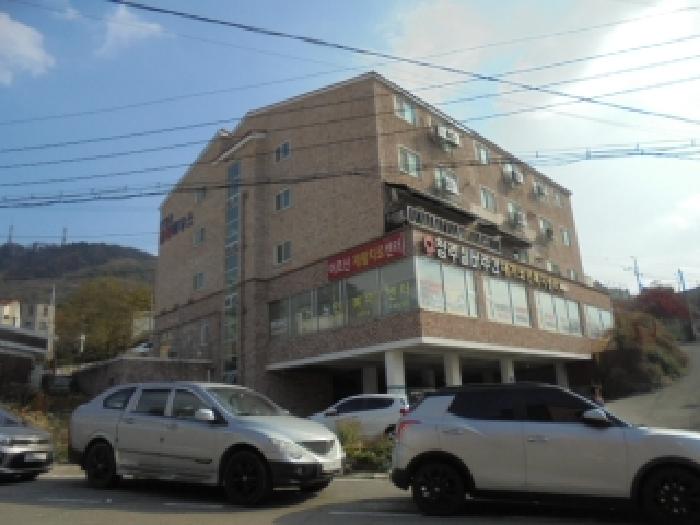 본건