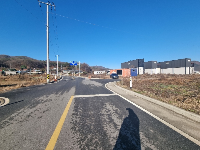 본건 인근 도로 전경