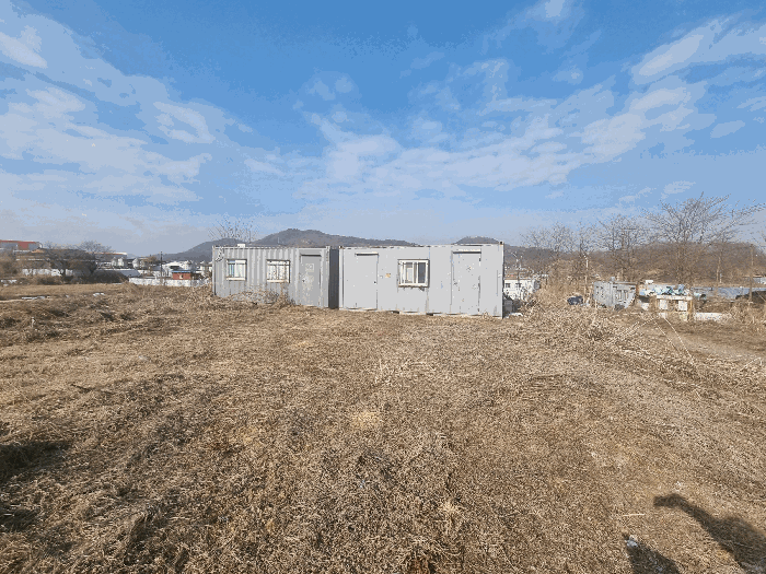 기호1 지상 컨테이너 2동
(이동가능 평가제외)