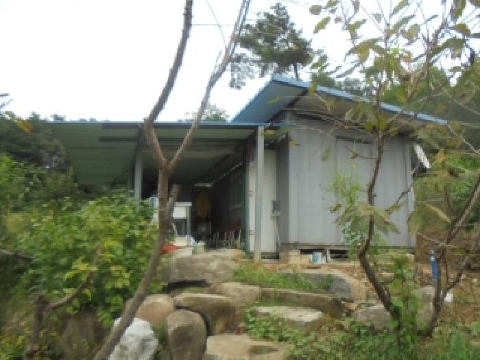 목적물 1번에 콘테이너박스, 창고