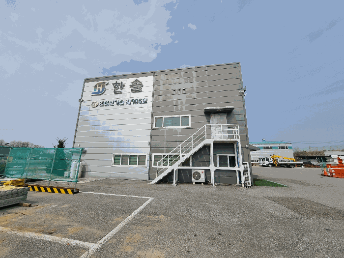 기호7 바동 전경
(2층 올라가는 계단은 건물포함평가)