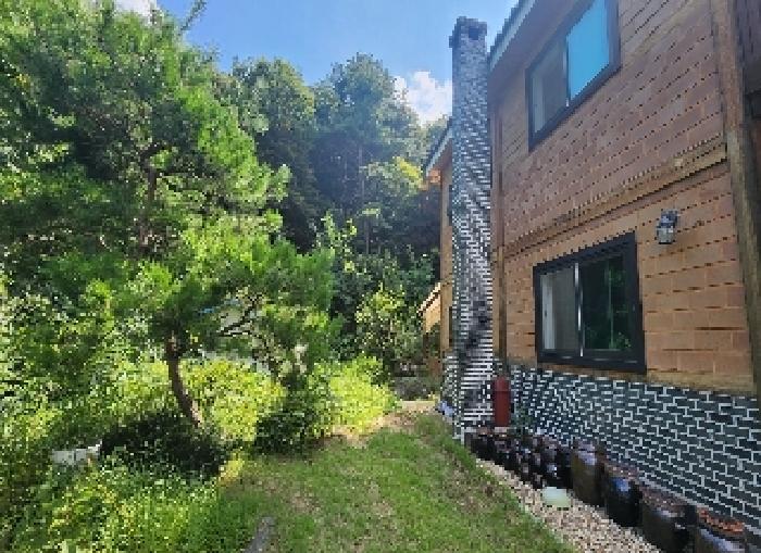 충청북도 옥천군 군서면 금산리 242-23