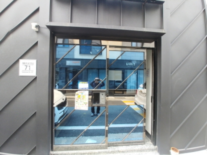 1층 출입구