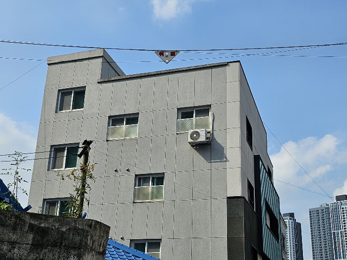 본건 남측 인근에서 촬영