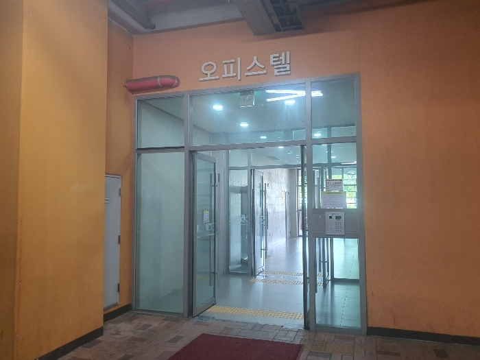 공동출입구 전경