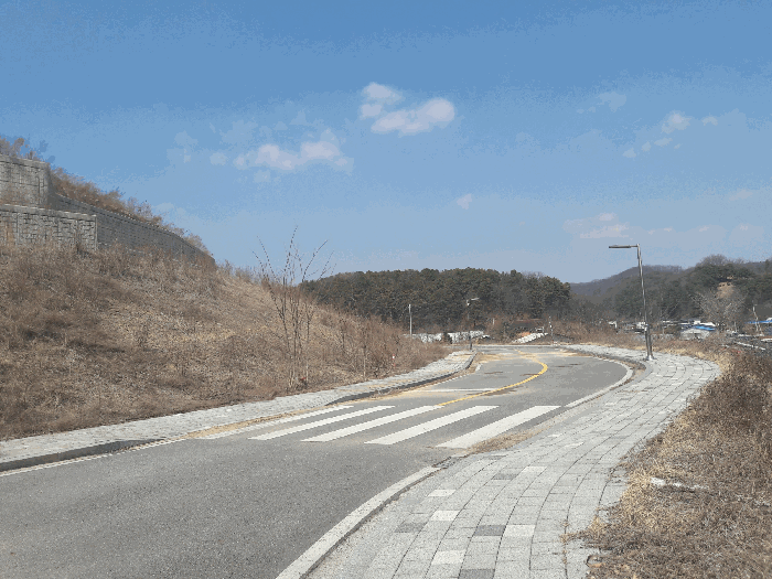 본건 단지 내부 동측 촬영