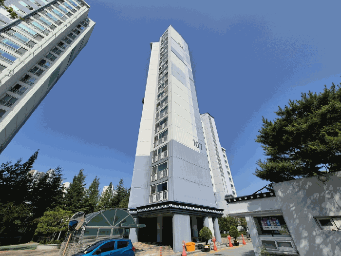 107동 전경