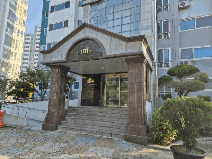 공동 출입구