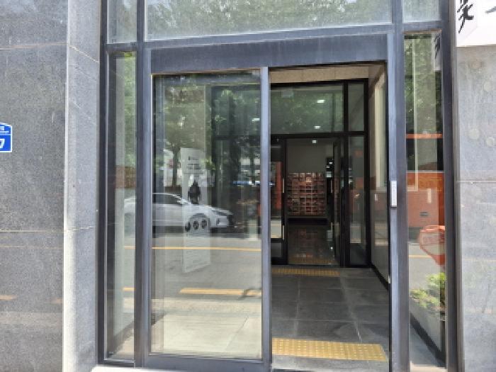 공동출입구