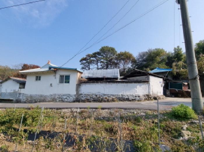 이건 토지 지상 주택 전경(대둔산로31번길 78-7)