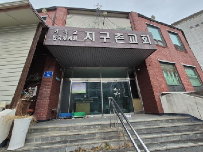 1층 출입문