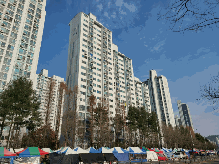 구봉마을7단지 706동 전경