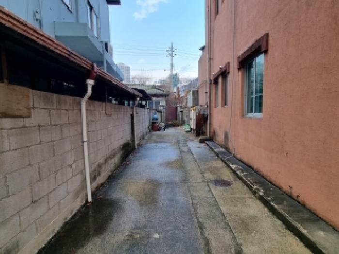 목록3 토지 남쪽 전경(골목길)