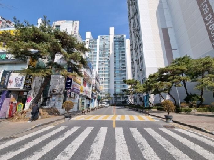 아파트 출입구