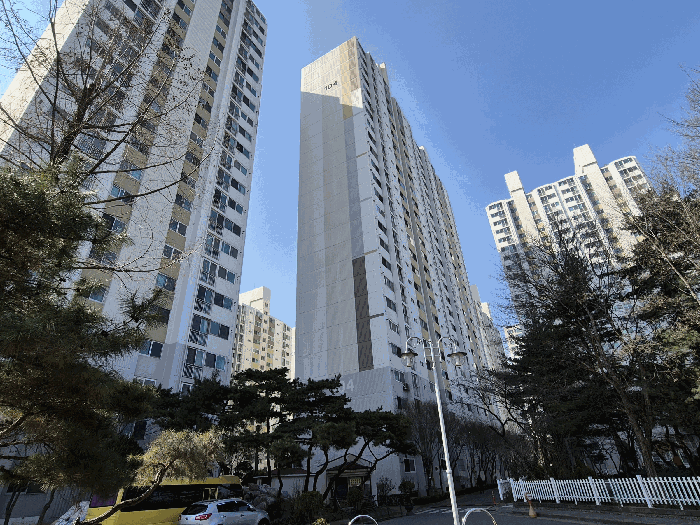 본건 104동 전경