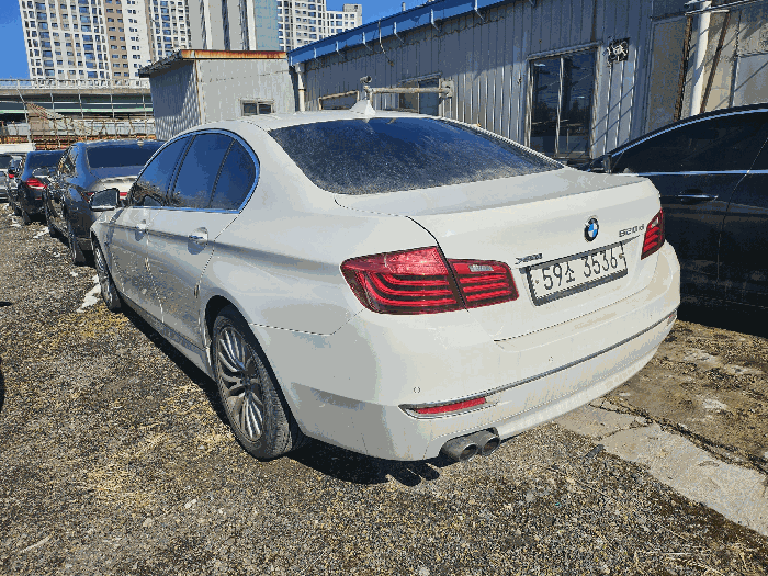 본건 후측면 촬영